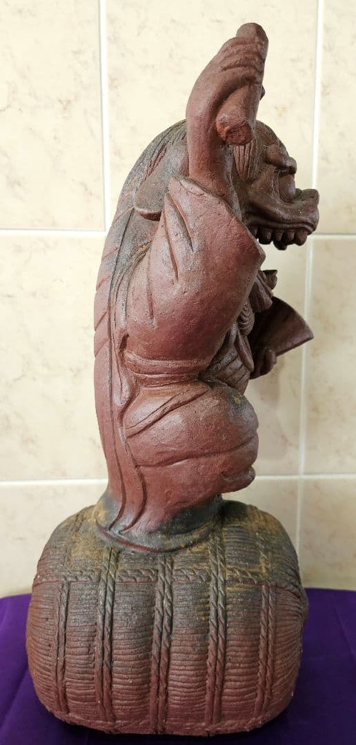 【備前焼】　獅子の置物　口の中には縁起の良い大黒様