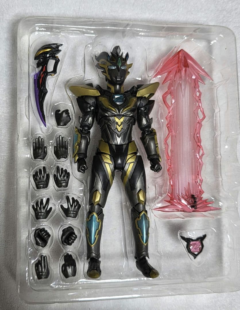 S.H.Figuarts ウルトラマンゼット各種 レグロス テラフェイザー