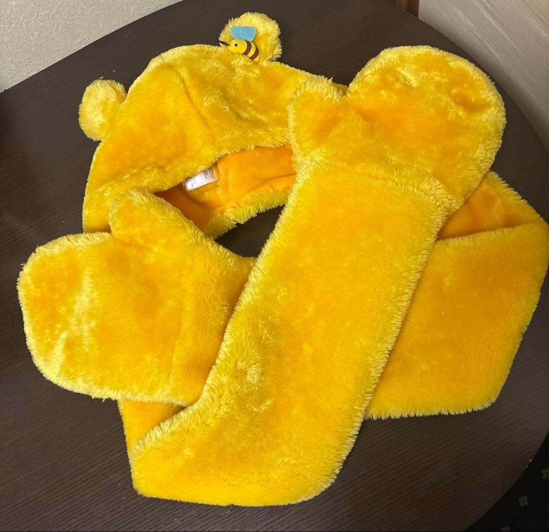 レア　ディズニーリゾート　プーさん　マフラー　ファーキャップ