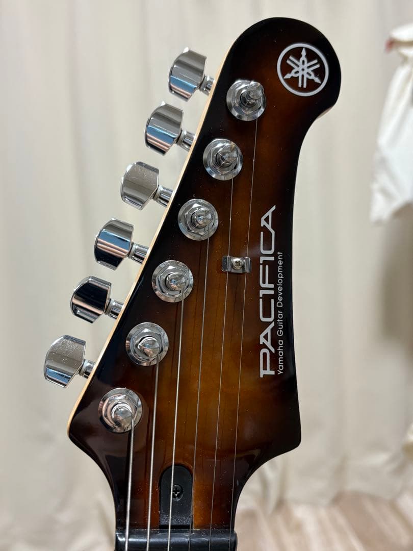 ギター YAMAHA PAC212VQM