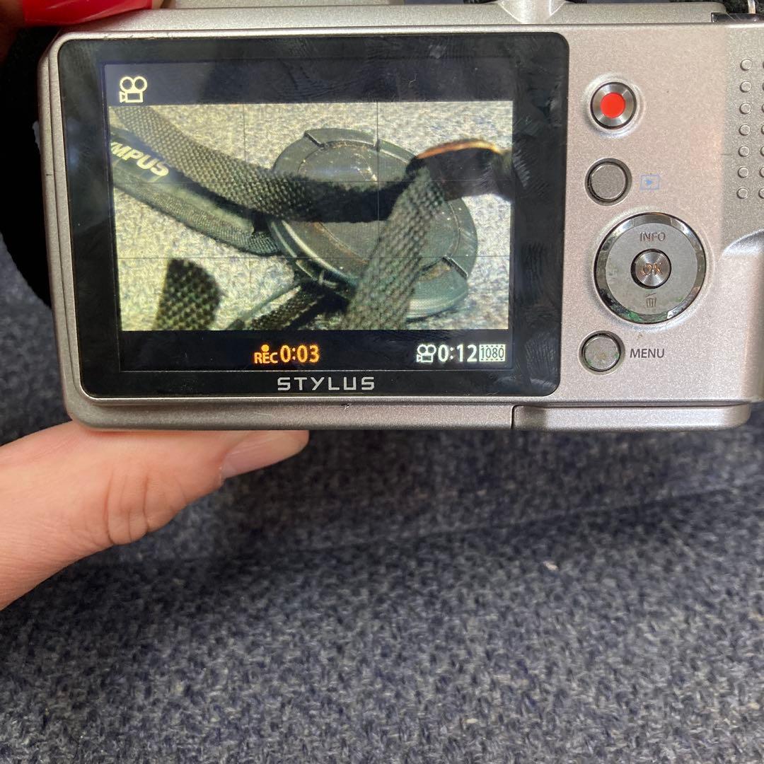 OLYMPUS SP-820UZ カメラ