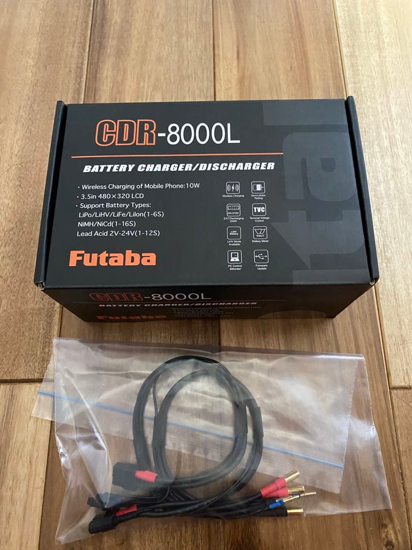 7*1様 新品　フタバ　CDR-8000L チャージャー　充電器　バッテリー