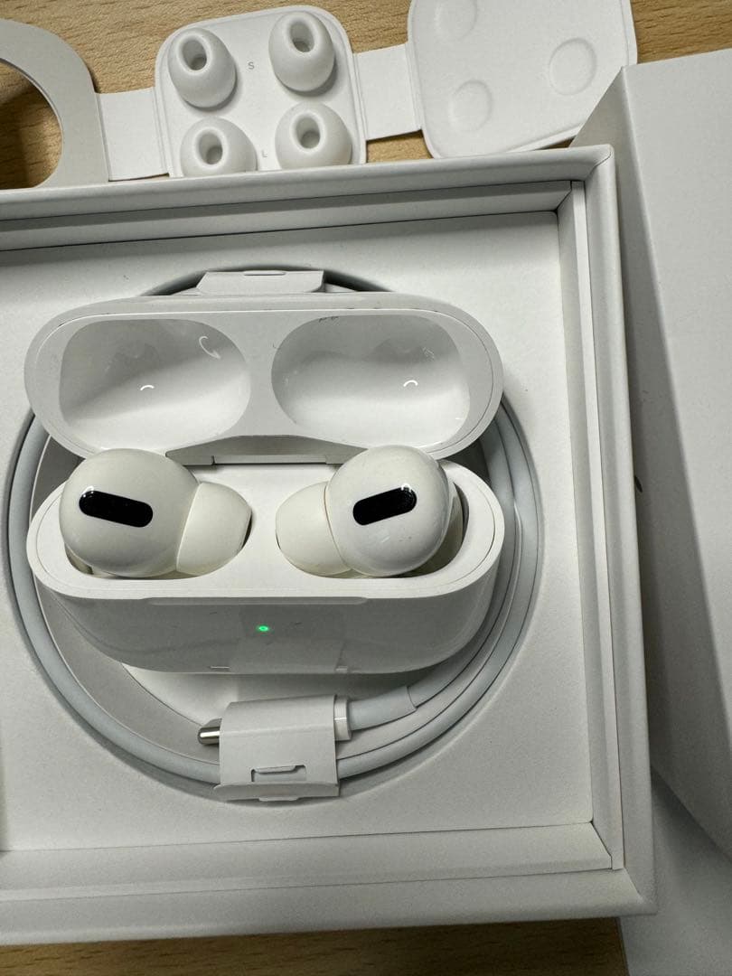 2021 AirPods Pro Apple純正MagSafe充電ケース付き