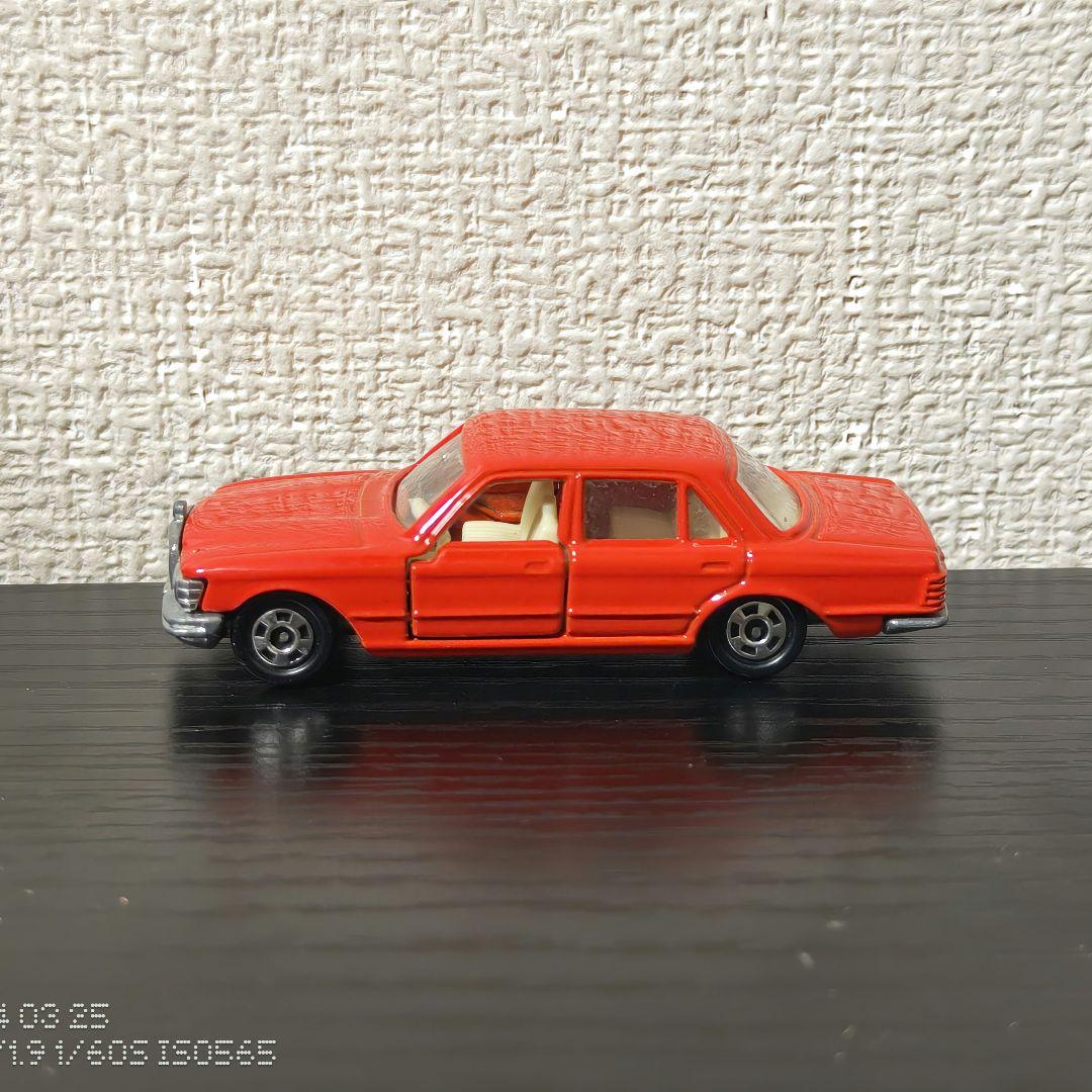 TOMICA　トミカ　ベンツ450SEL　外国車シリーズ　　オレンジ色　箱付き