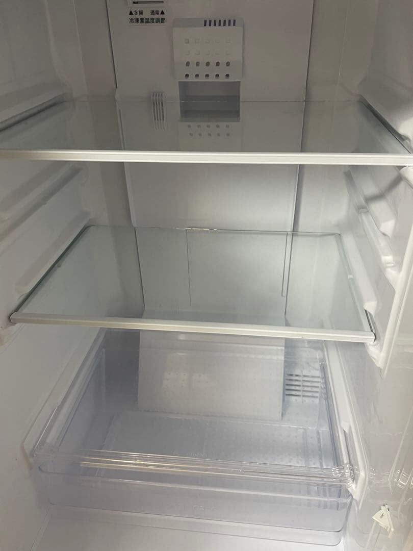 シャープ　一人暮らし用冷蔵庫 167L 2013年製