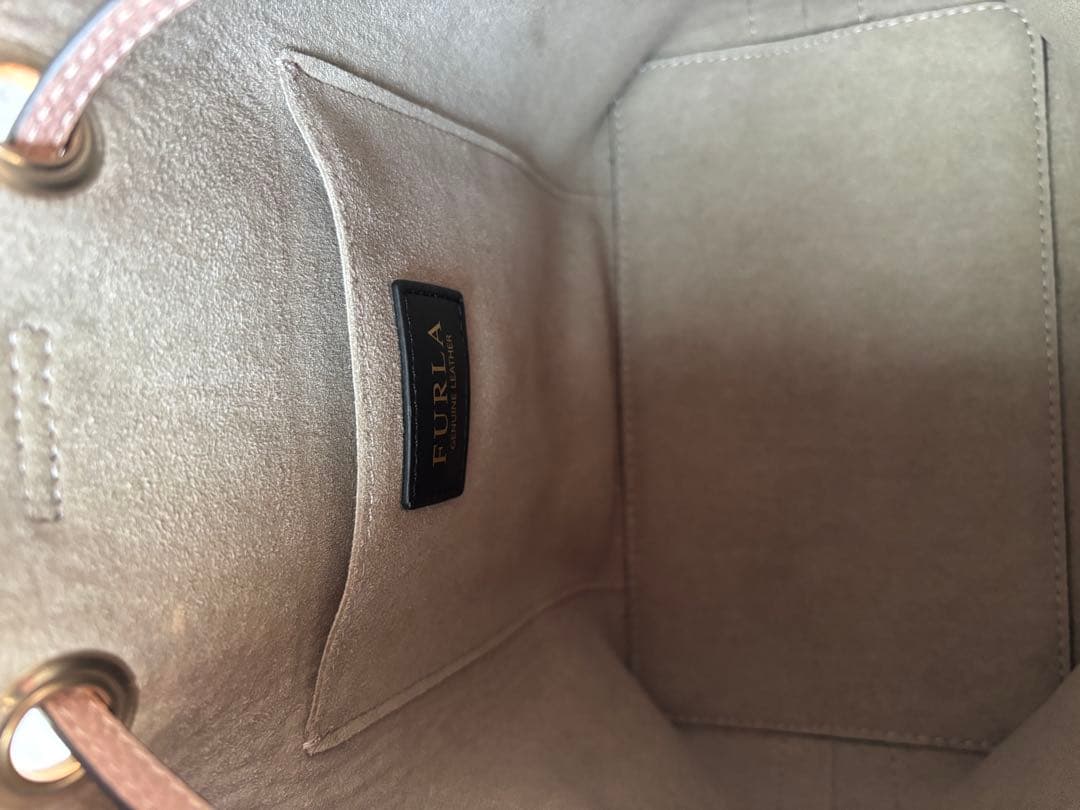 【美品】FURLA フルラ ピンクベージュ バケットバッグ　コスタンザ