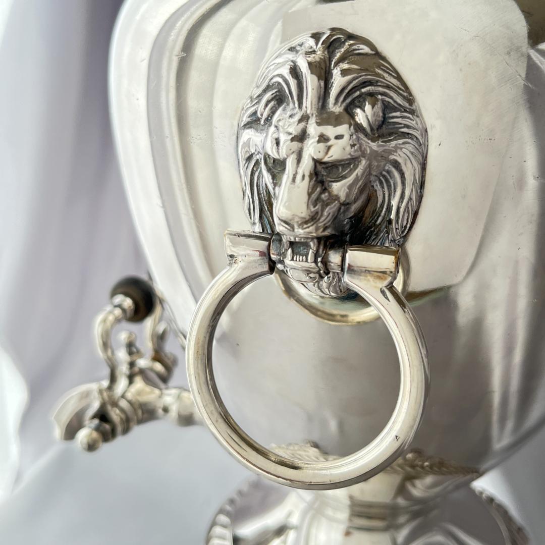 【International Silver 】ライオンのサモワール サーバー