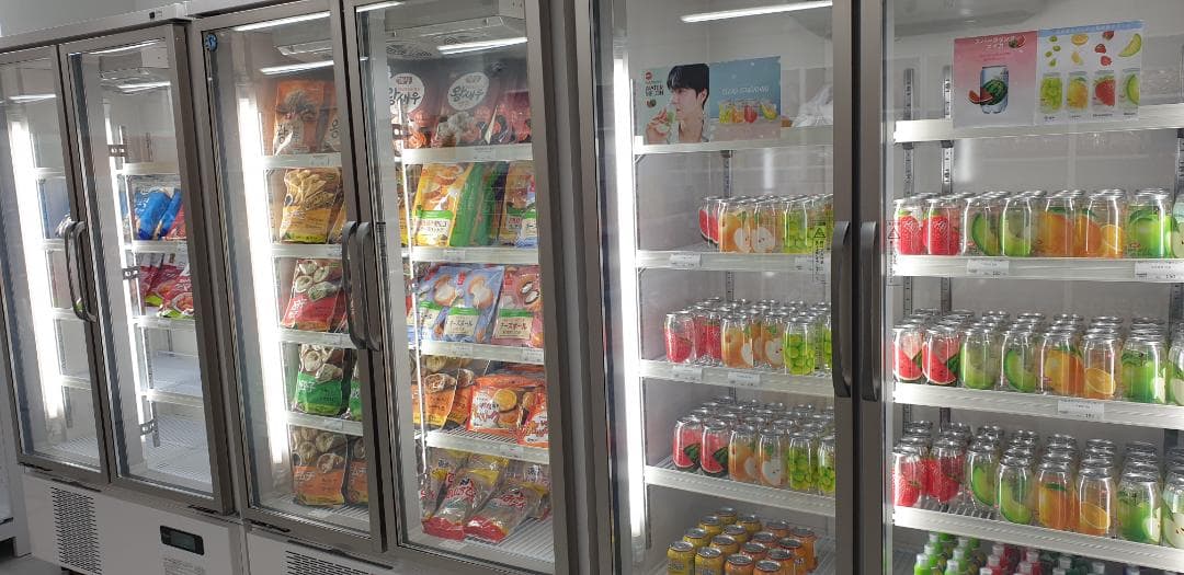 【値下げ】USR-120AT3-2 業務用冷蔵庫 幅1200mm