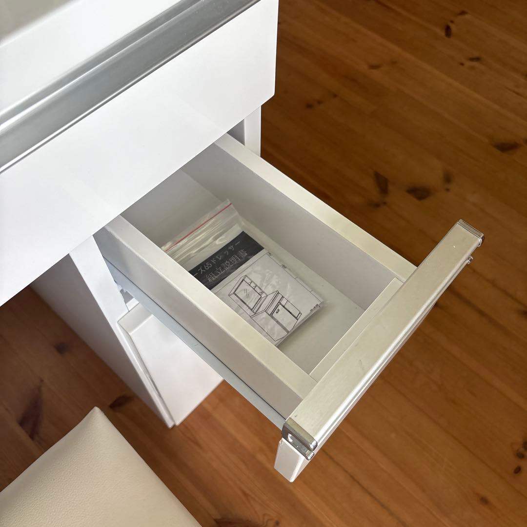 ホワイト ドレッサー・ミラー