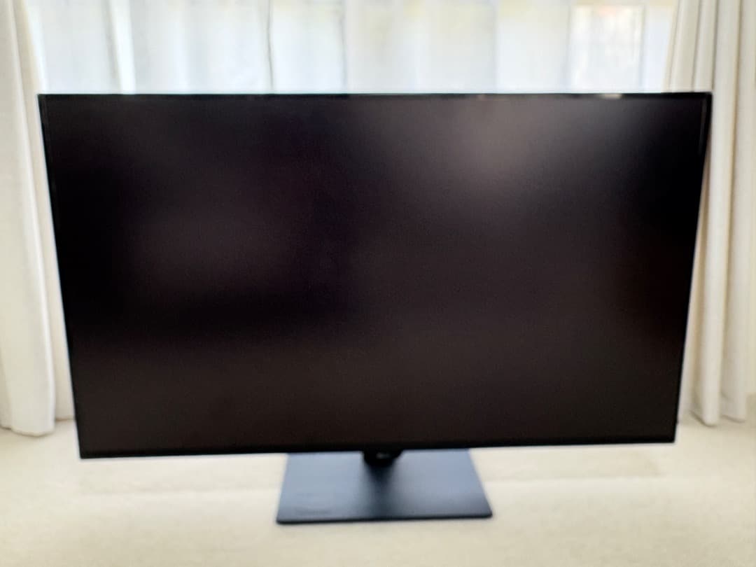 LG　43インチ４Kモニター　43UN700