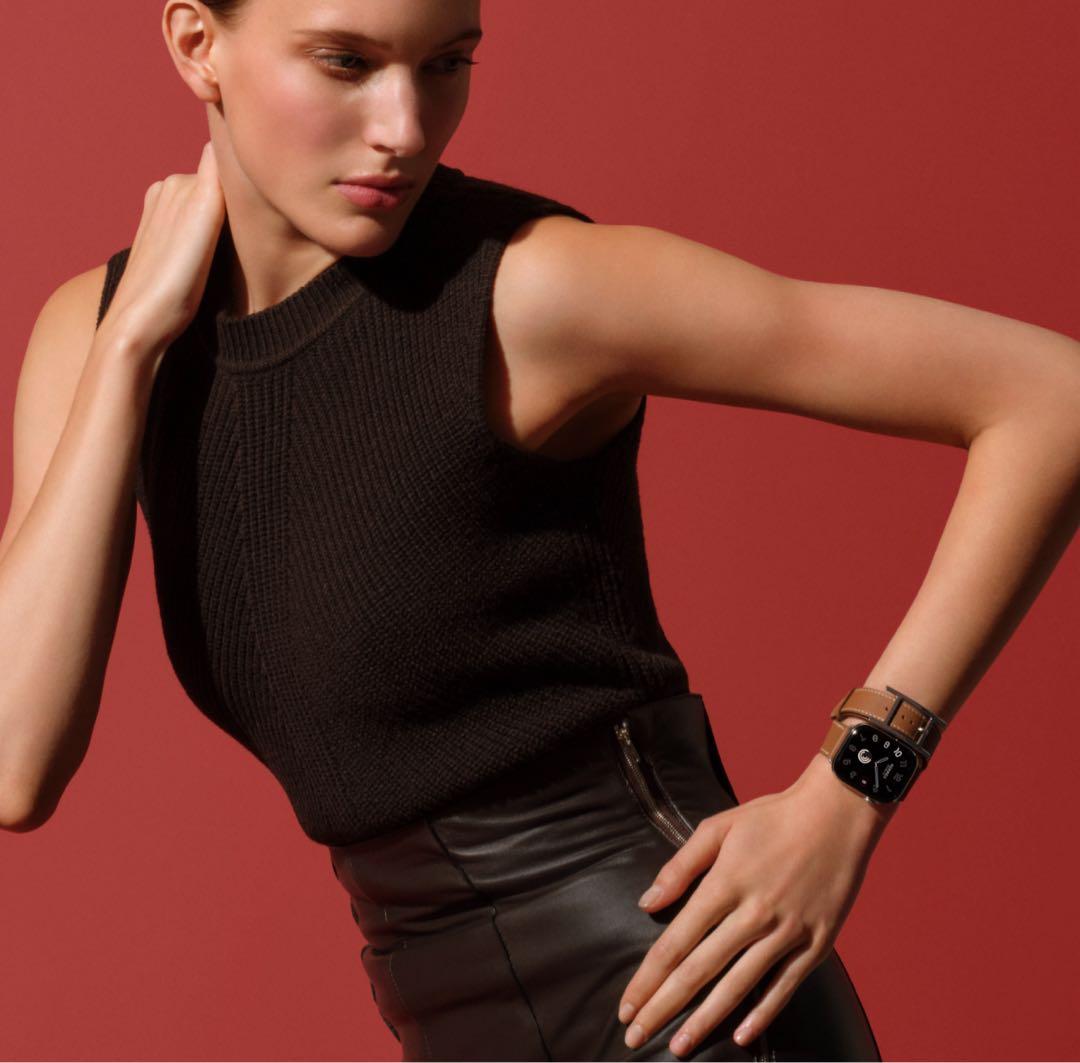メルホ様Apple Watch Hermès ドゥブルトゥール 《アピ》