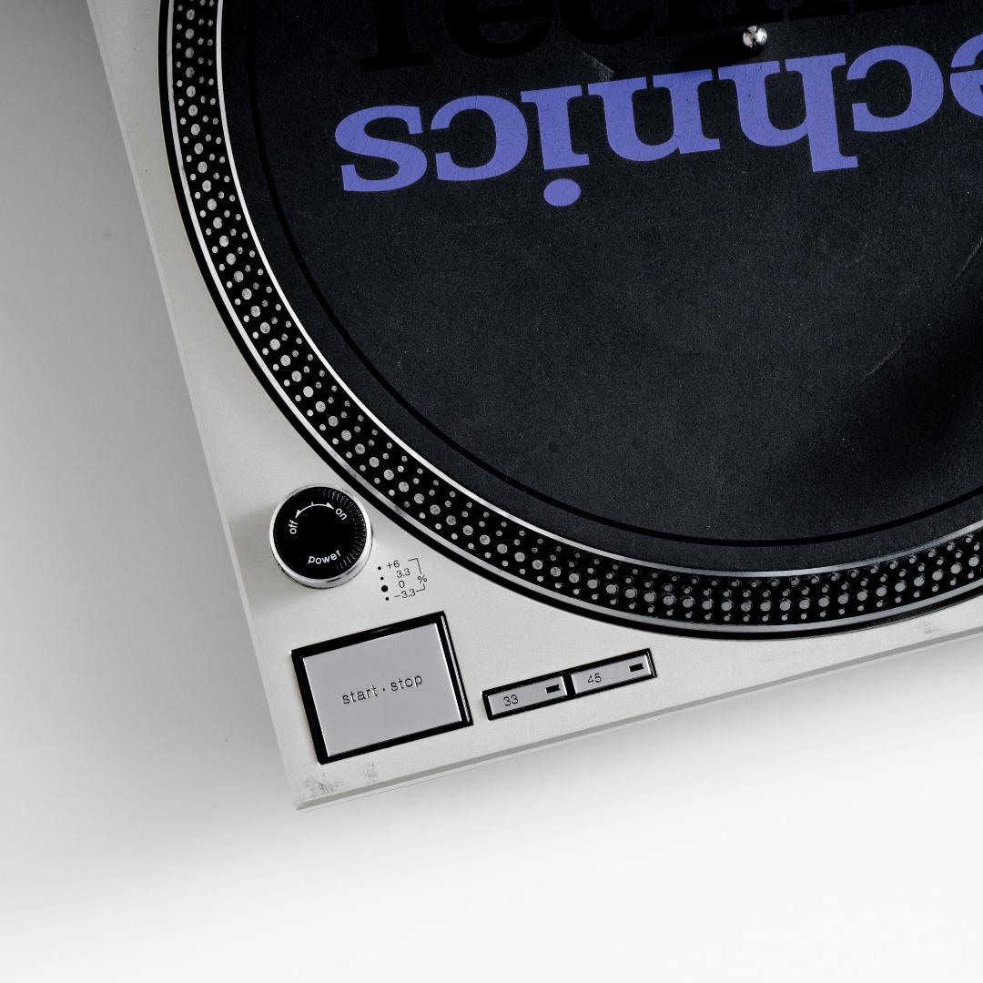 動作確認済み Technics SL-1200 mk3d ターンテーブル
