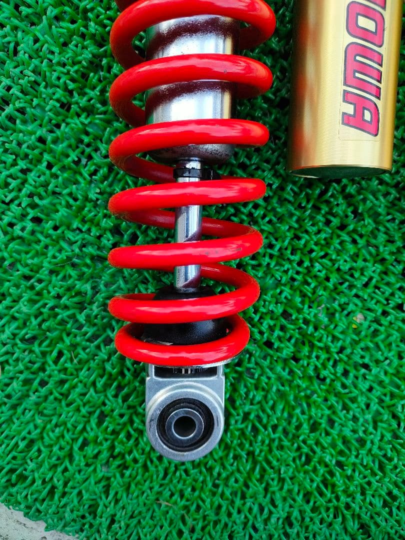 CB1300SF リアサスペンション 左右 SHOWA 純正 SC40 品薄