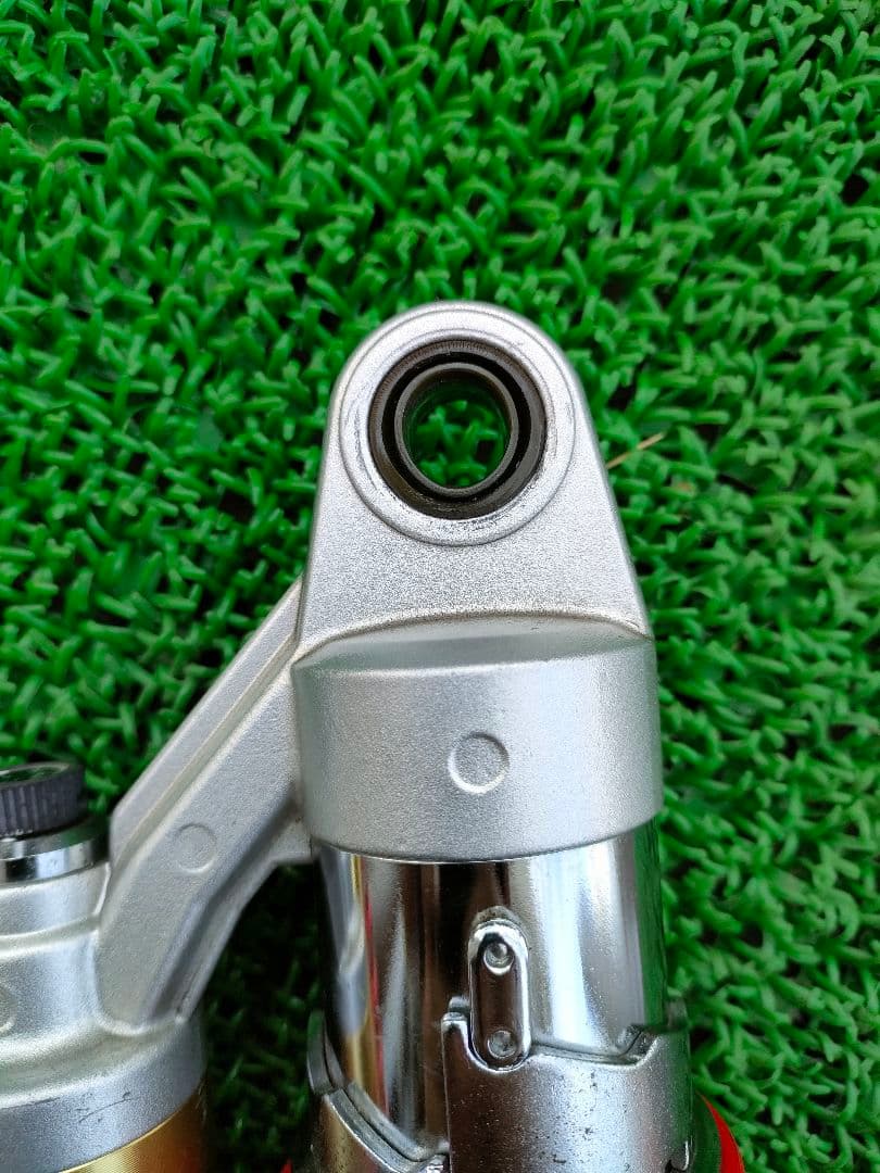 CB1300SF リアサスペンション 左右 SHOWA 純正 SC40 品薄