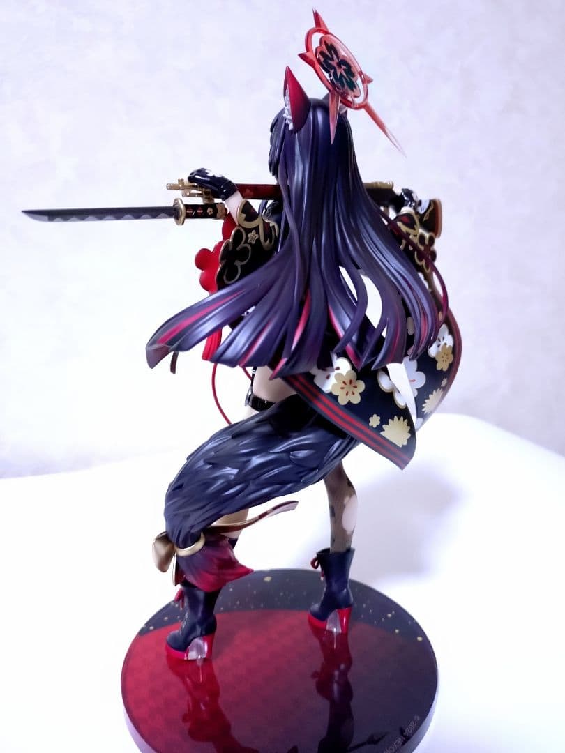 ブルアカ 狐坂ワカモ1/7スケール フィギュア ネオンマックス