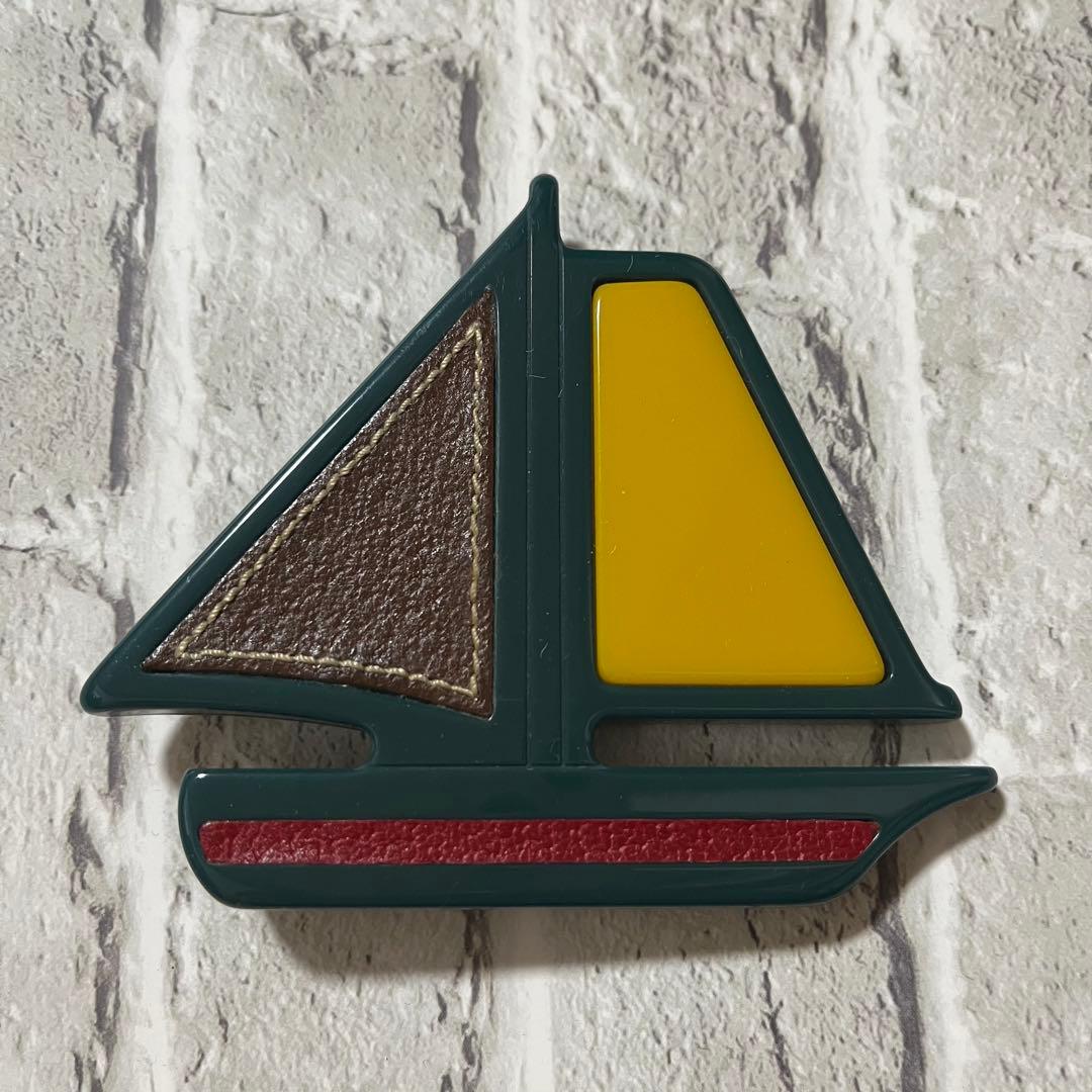 PRADA ブローチ 4点セット プラダ