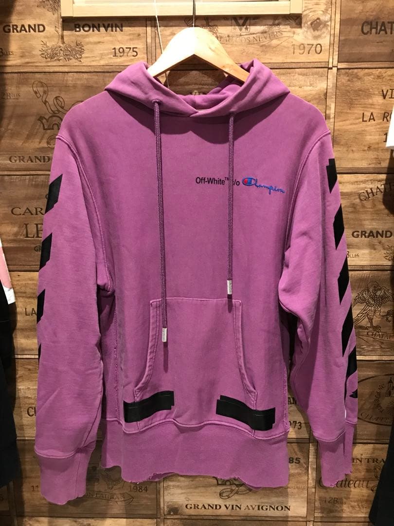 【値下げ対応可能‼️】 Off-White × champion パーカー XS