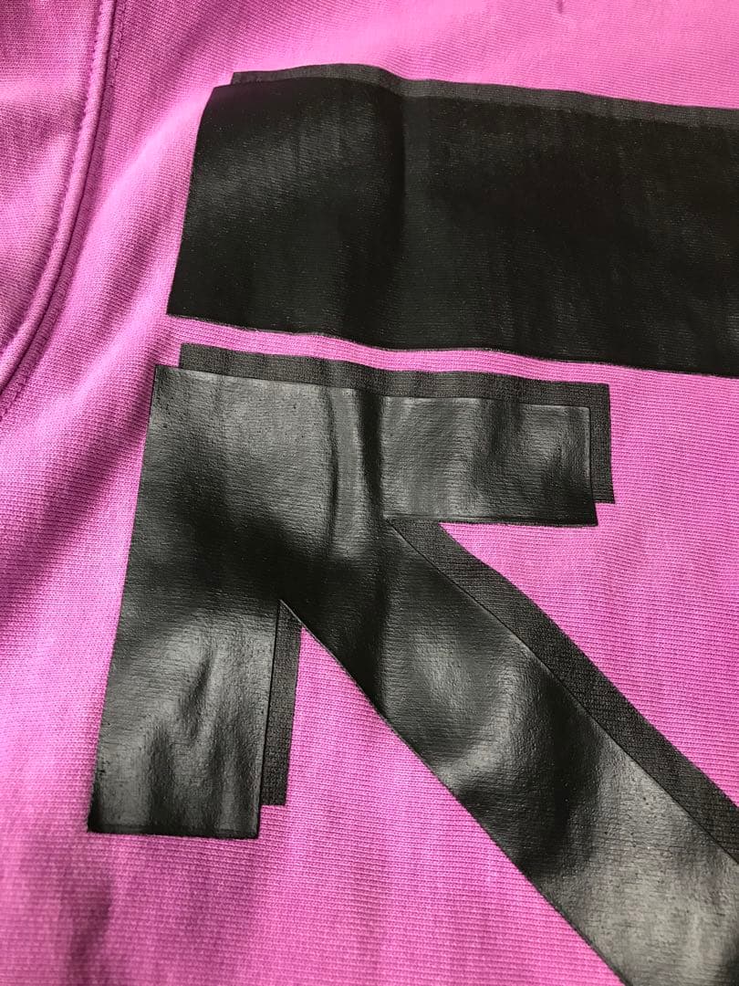 【値下げ対応可能‼️】 Off-White × champion パーカー XS