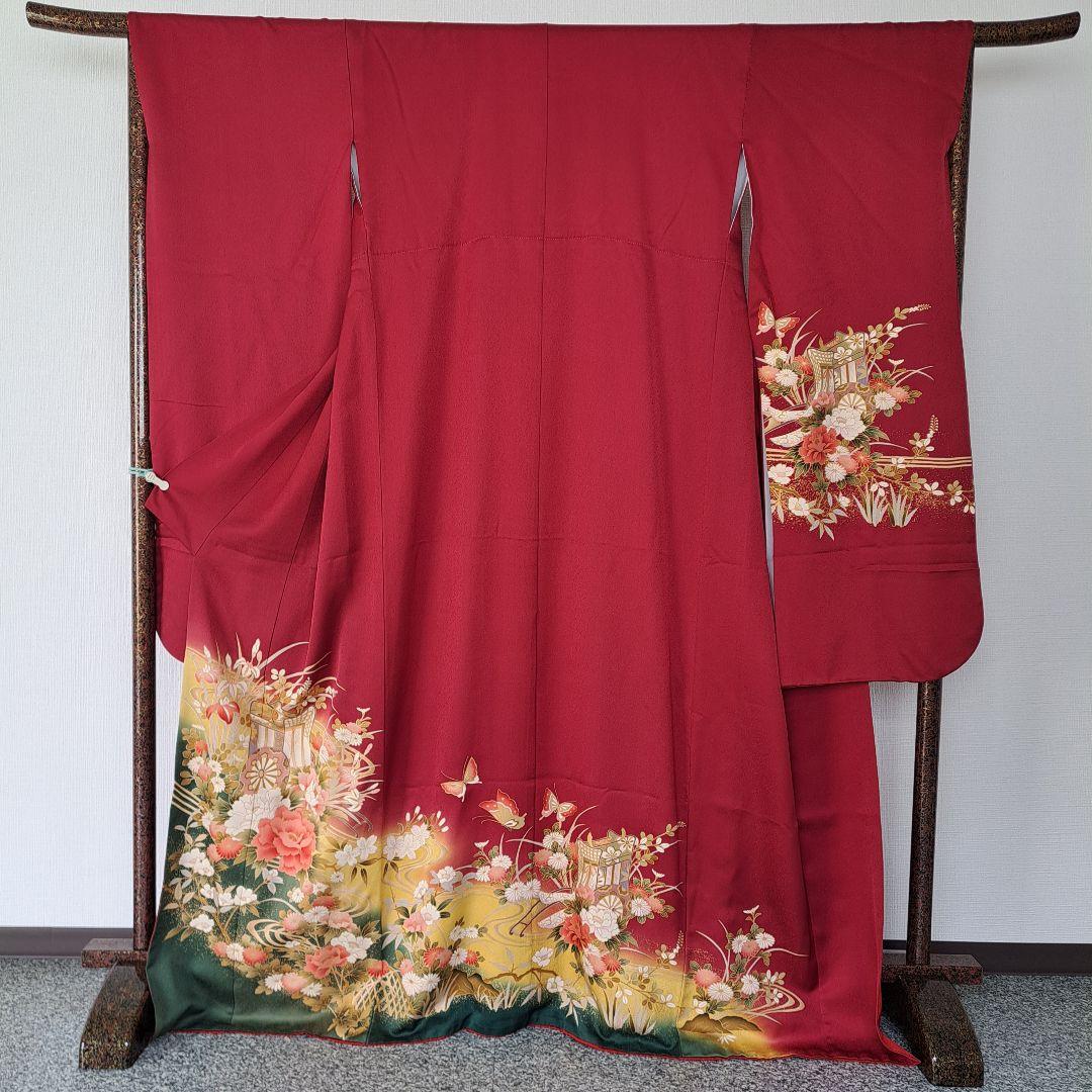 今大変お得なフルセット 正絹赤地振袖 ワイン裾グリーン御所車柄 成人式最適