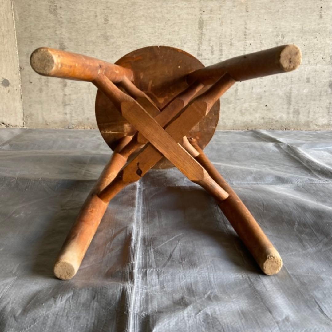 古い味のあるスツール チェア 丸椅子 置物台 飾り台 花台 木製 古道具 レトロ