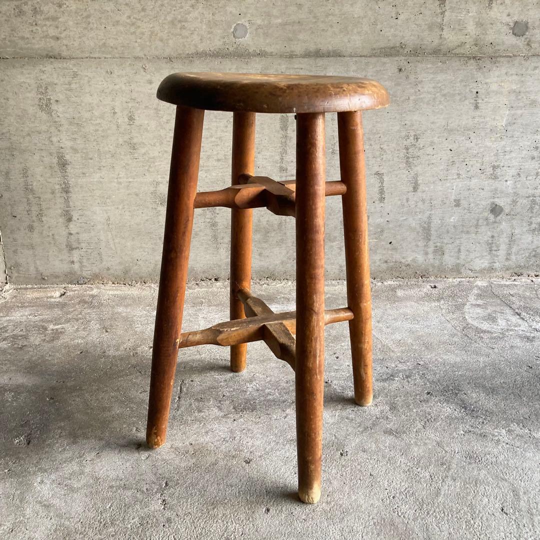 古い味のあるスツール チェア 丸椅子 置物台 飾り台 花台 木製 古道具 レトロ