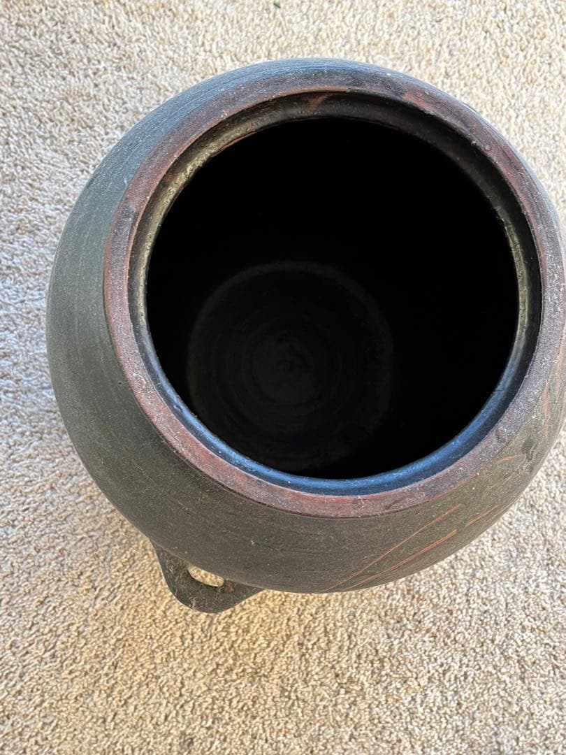 持ち手付き大壺￼