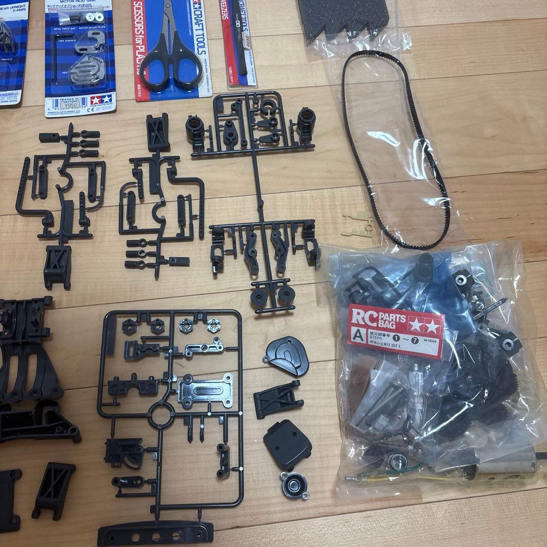 NISSAN R390 GT1 プラモデル ラジコン