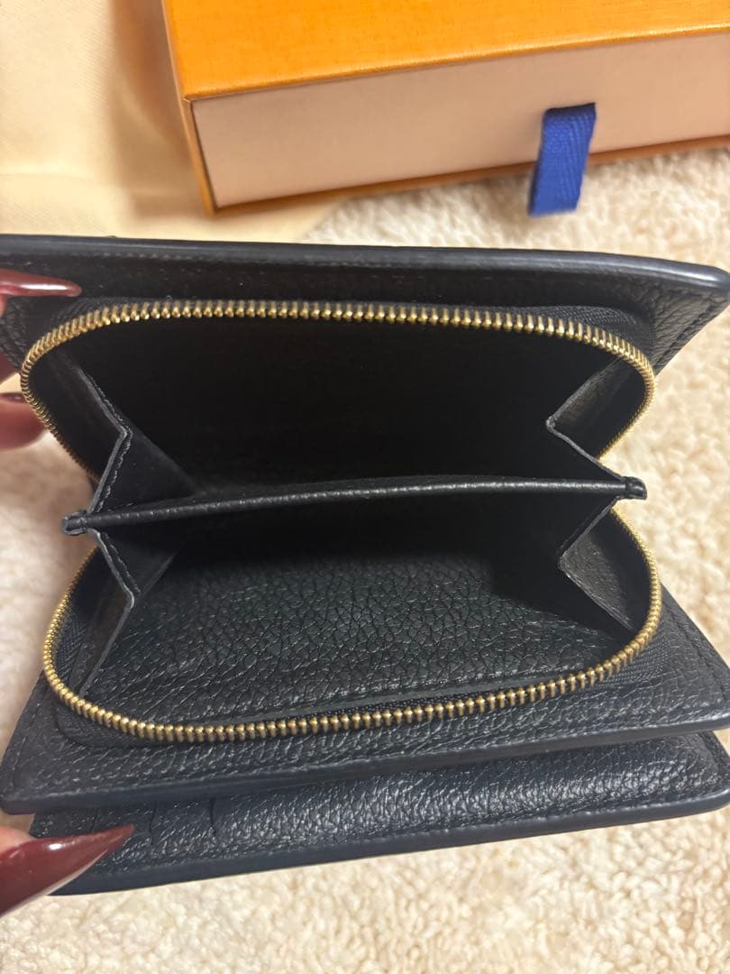 LOUIS VUITTON ブラック 二つ折り財布
