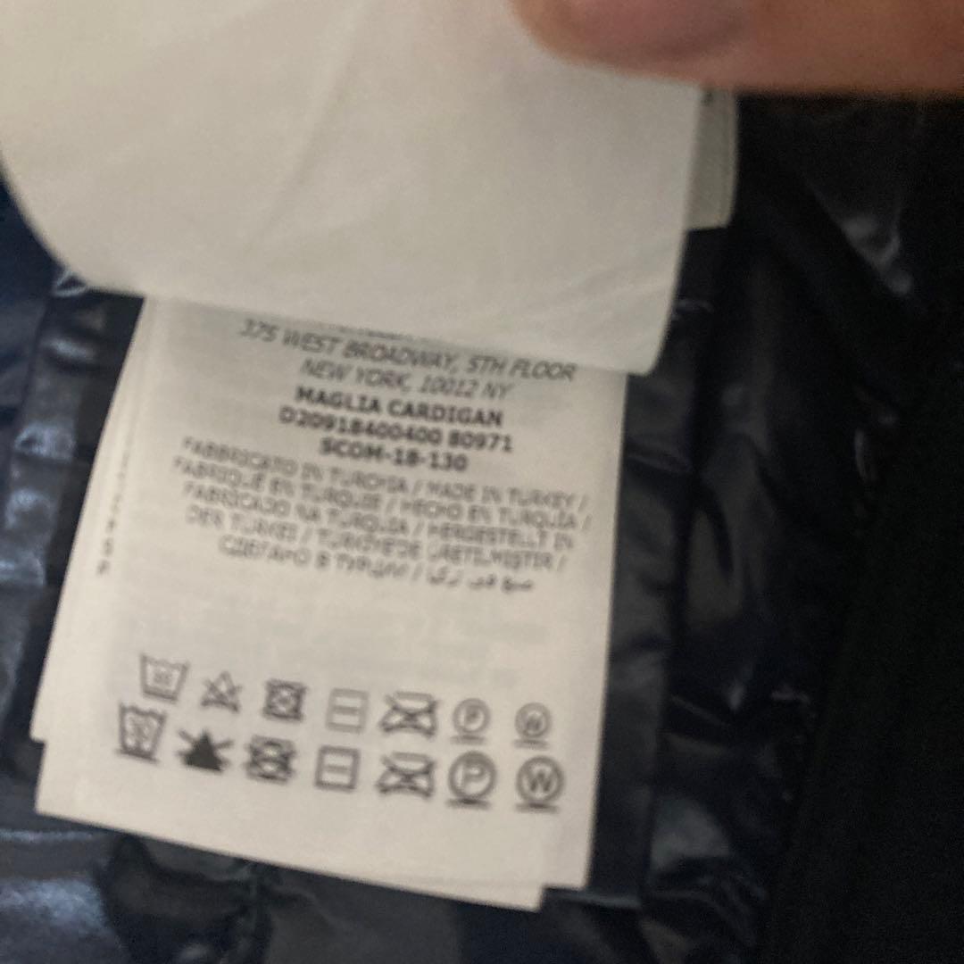 定価14万　MONCLER ネイビー フード付き ダウン　スウェットジャケット