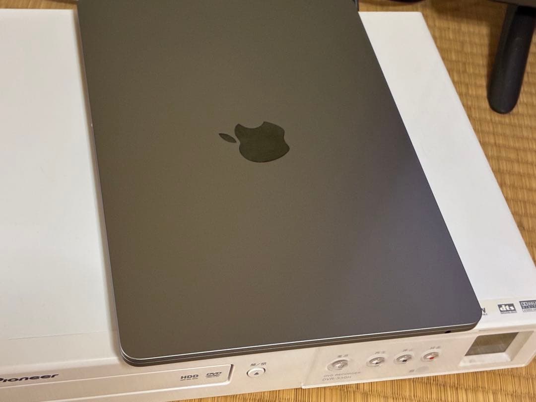 MacBookAir M2 8GB 256GB 13インチ　スペースグレー