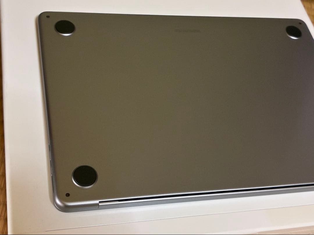 MacBookAir M2 8GB 256GB 13インチ　スペースグレー