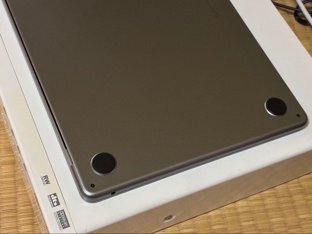 MacBookAir M2 8GB 256GB 13インチ　スペースグレー