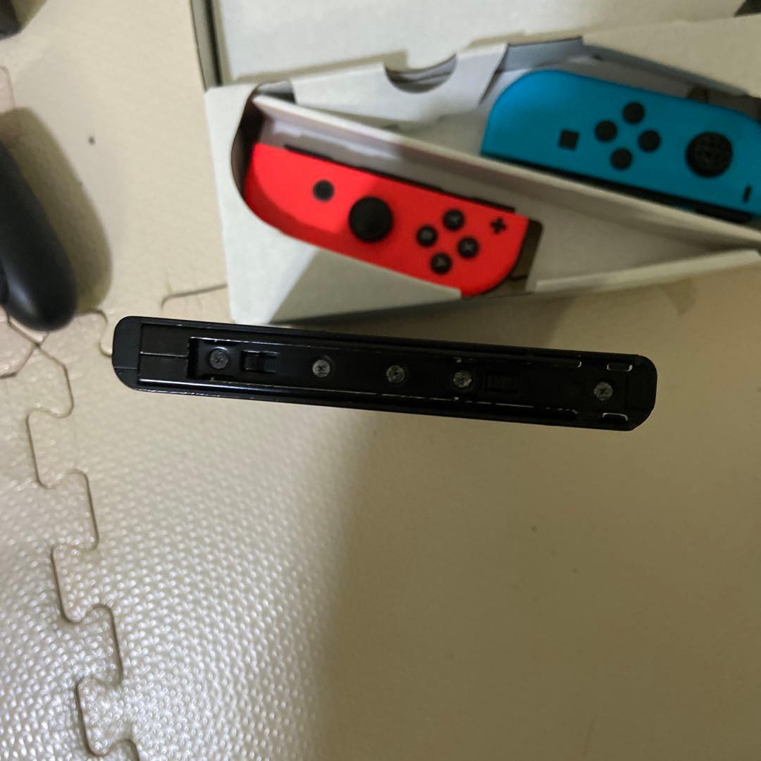 Nintendo Switch 本体 赤/青 Joy-Con（左不備あり）