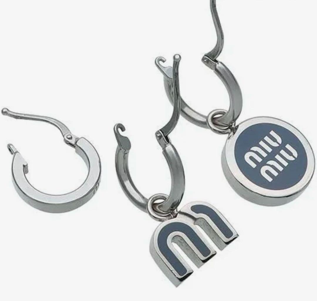 ☆*☆様 miumiuピアス3点セット水色⭐︎送料無料