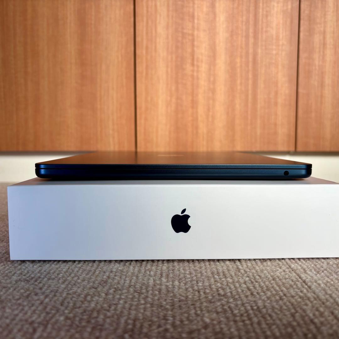 MacBook Air M2 8GB 256GB ミッドナイト バッテリ87%