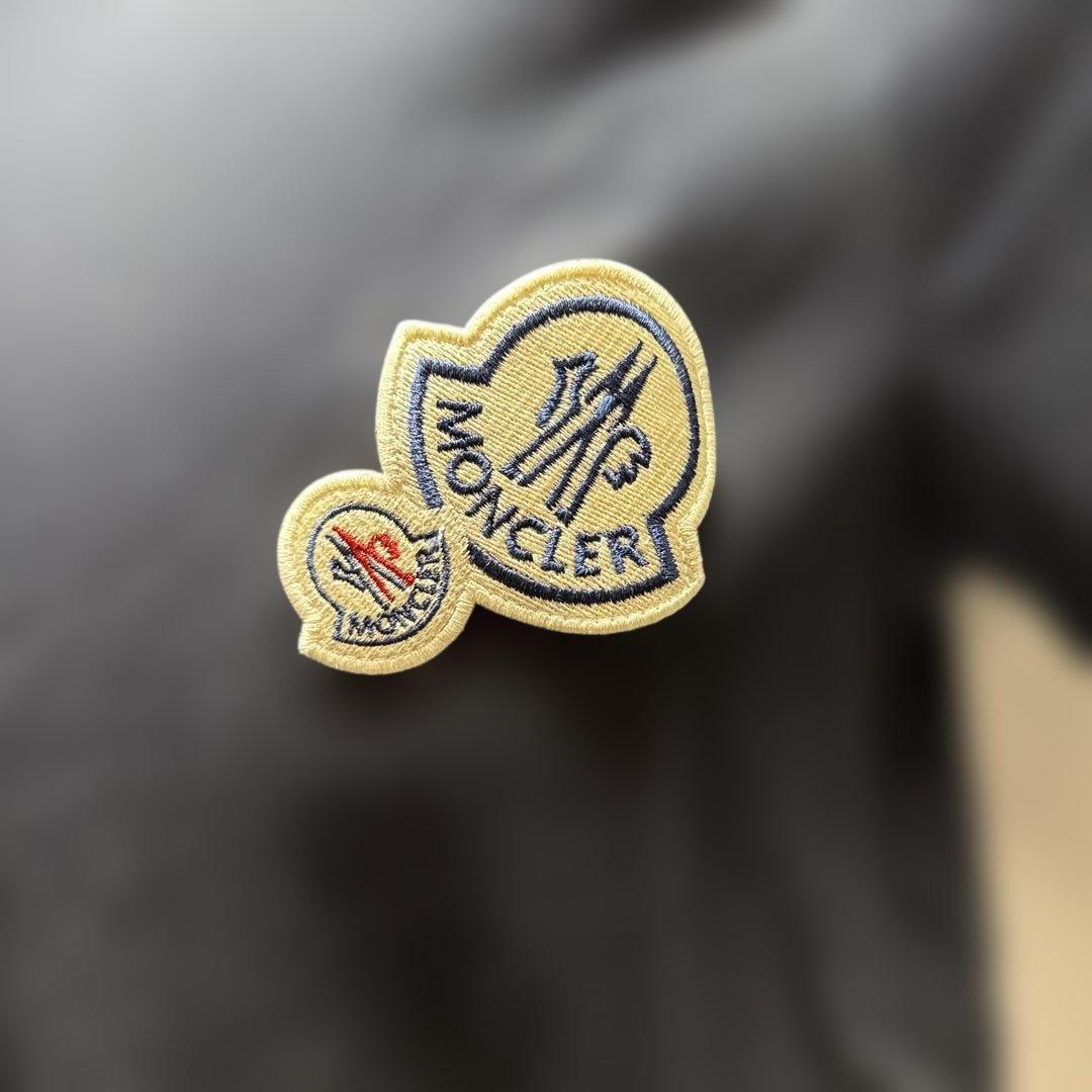 モンクレール　ネイビー　Tシャツ