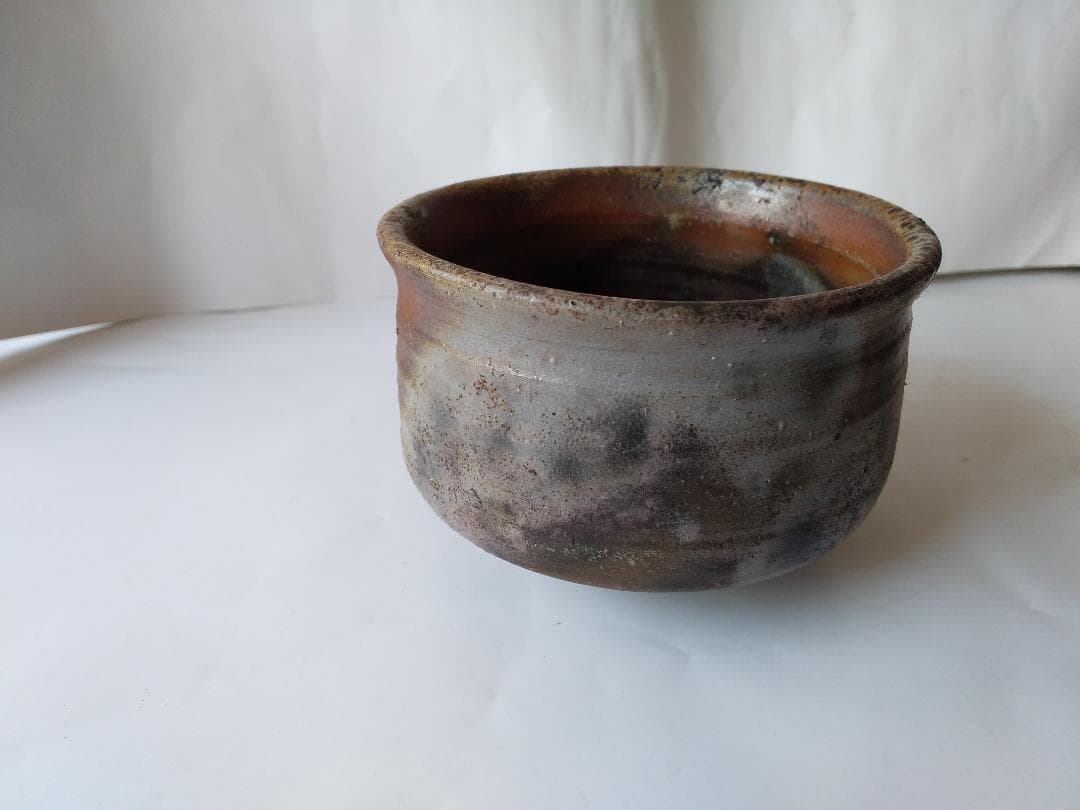 藤原謙 青備前焼 備前茶碗 備前焼茶碗 茶道具 抹茶碗 新品 未使用 です。