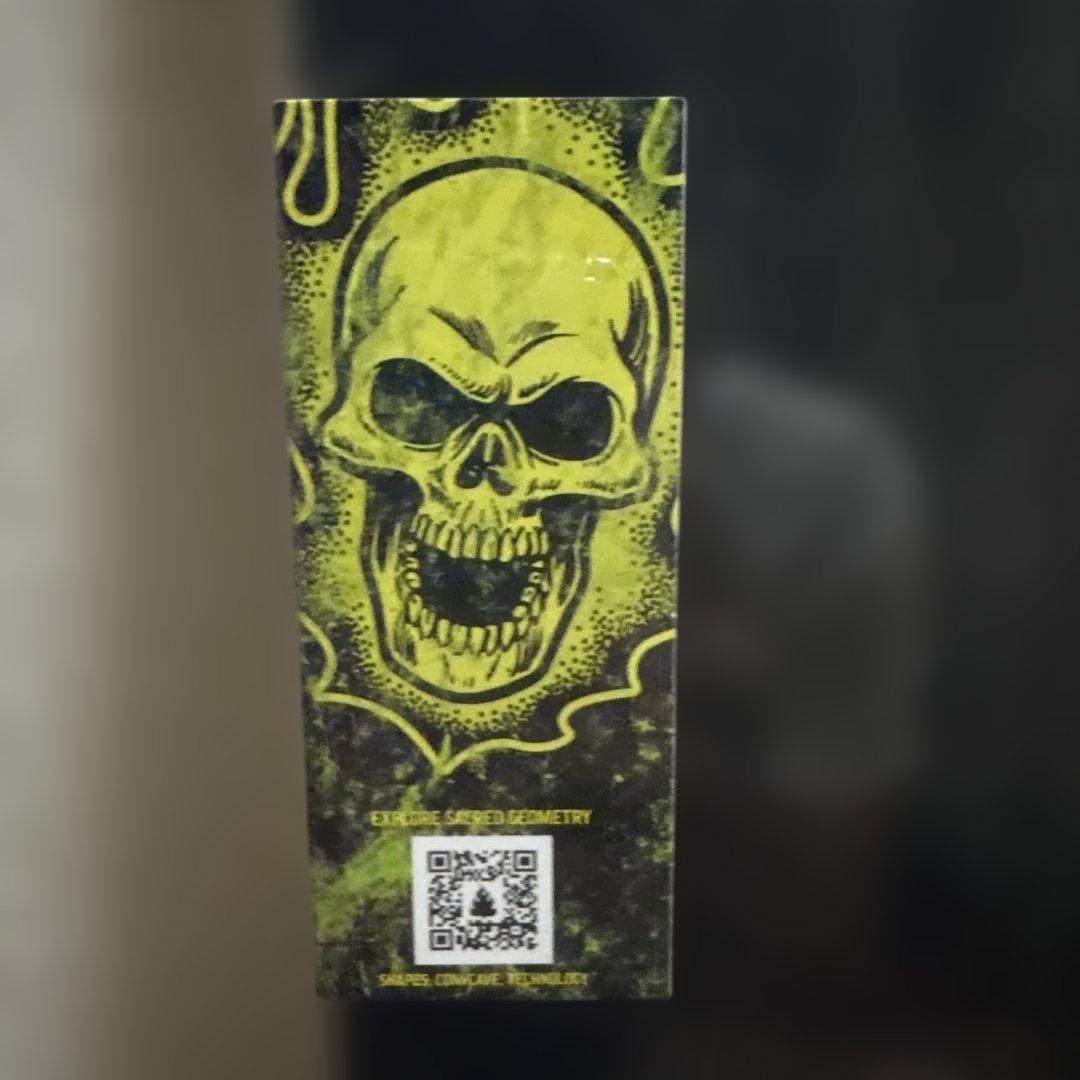 クリーチャー　スケートボードデッキ8.3 新品　 値引き不可