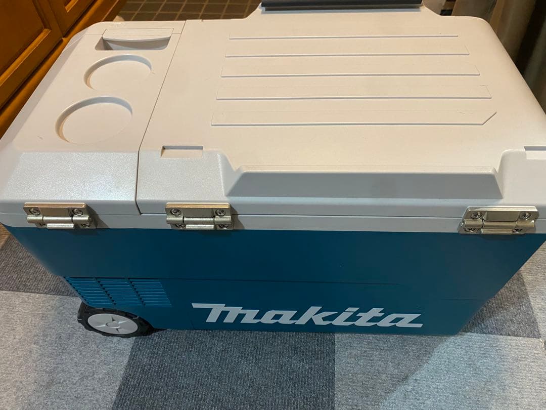 Makita 保冷温庫 CW180D