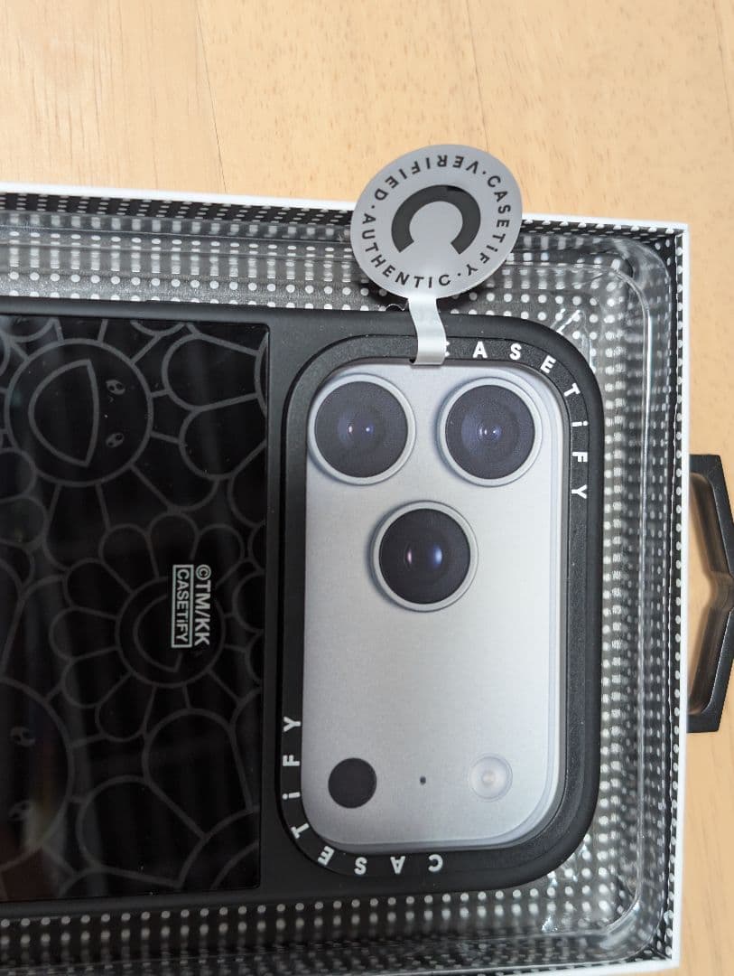 【正規品】村上隆x CASETiFY iPhone 17 pro max ケース