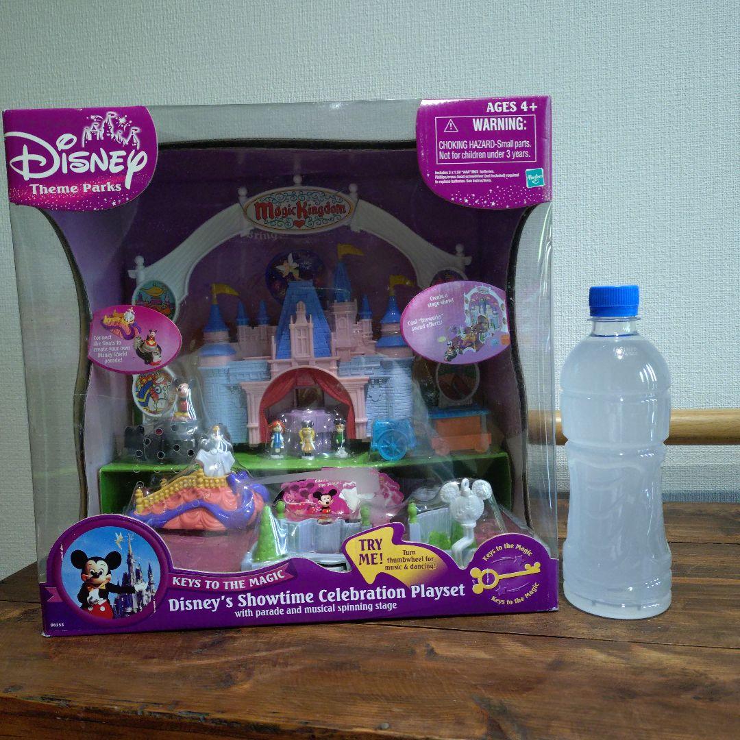 ディズニー　プレイセット　マジックキングダム　ミニー　ミッキー　フィギュア