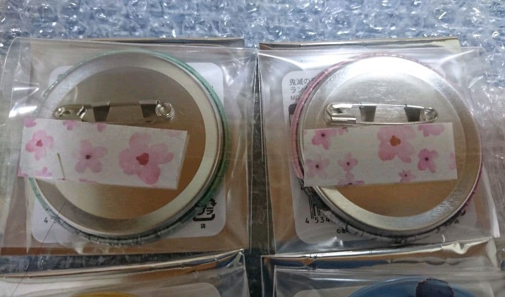 鬼滅の刃　ジャンプフェスタ2021　冬の日　ランダム　缶バッジ　全6種　コンプ