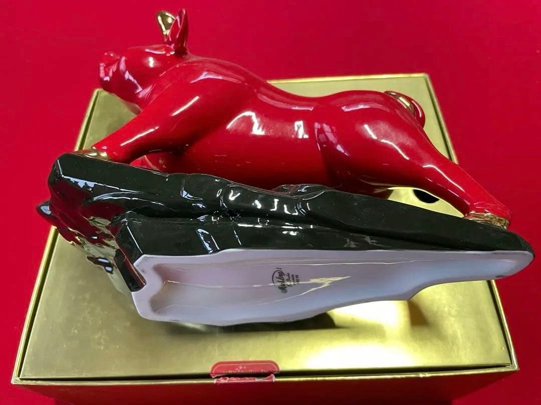 縁起物・ベトナム・ミンロン・高級陶器・置物・牛コレクション・美術品・インテリア