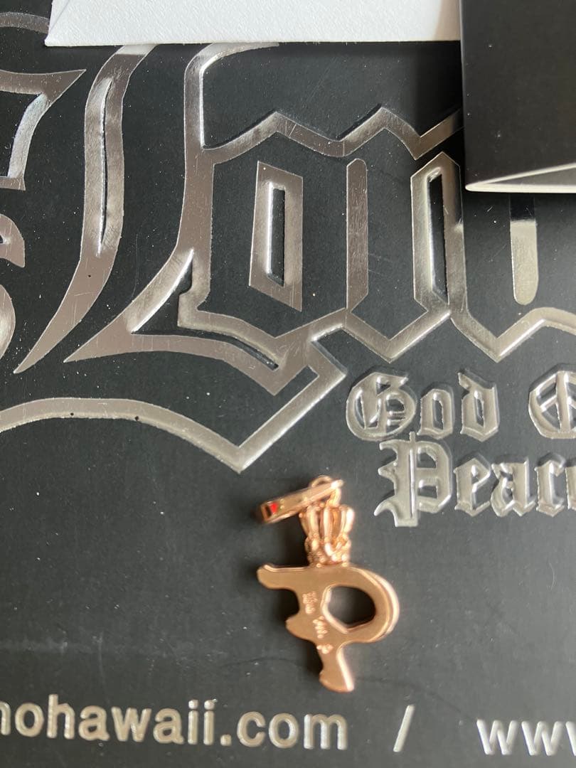 ロノ Lono イニシャルクラウンペンダントトップ 14金