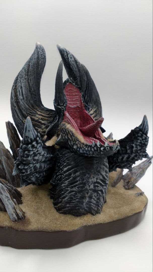 モンスターハンター ディアブロス亜種 フィギュア マルチスタンド 約20cm