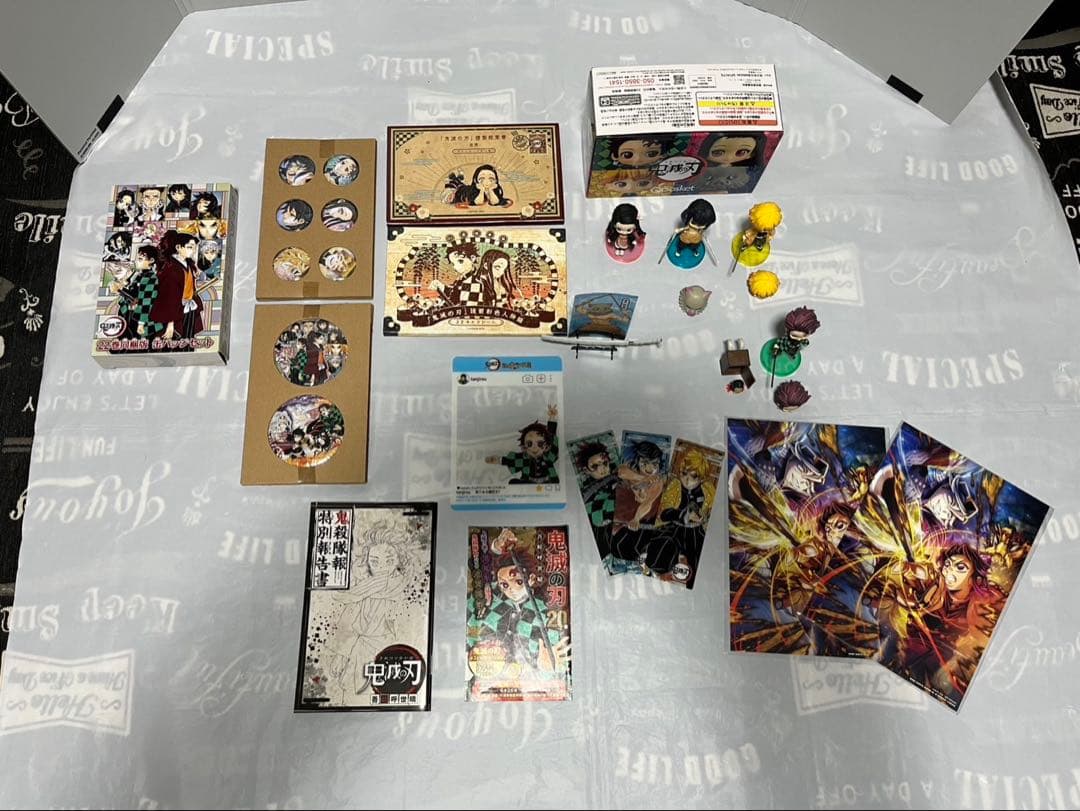 鬼滅の刃 全巻セット＋グッズ 美品 おまけ付き