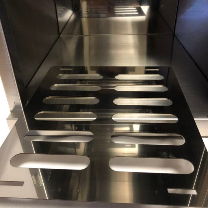 紫外線　殺菌　消毒保管庫