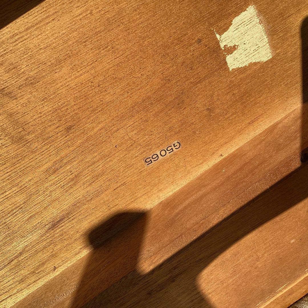 千葉県鴨川発　オールドカリモク　Karimoku　ダイニングテーブル 　4人掛け