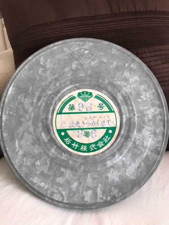 映画のフィルム缶