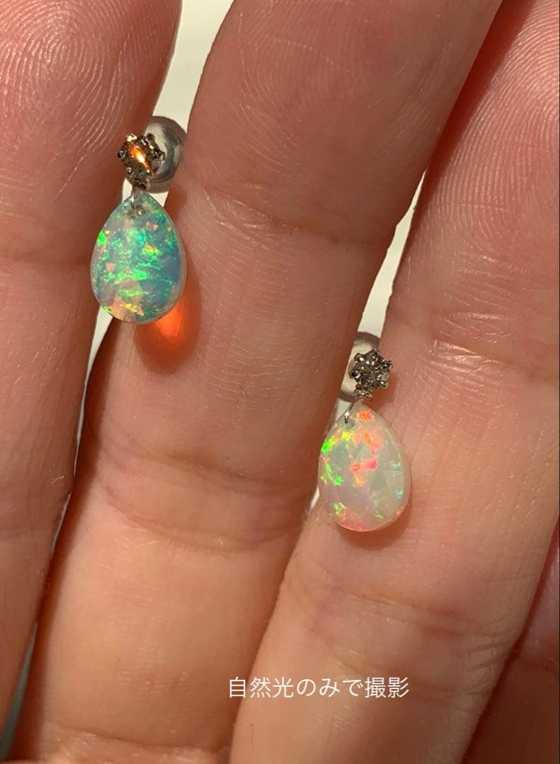 K18WGダイヤモンドピアス＋K14WG最高級品質オパールチャーム付